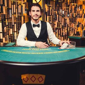 Triple Card Poker Savaspin